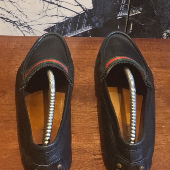 Gucci Black Leather Driving Loafer Shoes - Picture 4 of 8